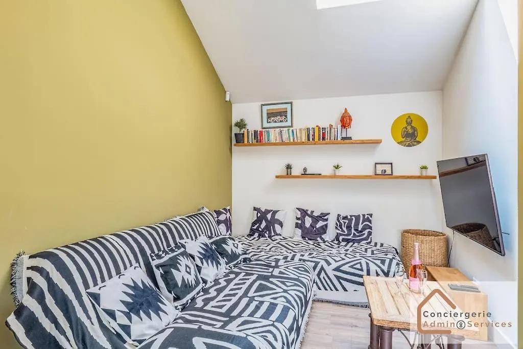 Maison A Lyon Parilly Avec Piscine, Jardin, Parking Prive & Proche Eurexpo Vénissieux 0*,  フランス