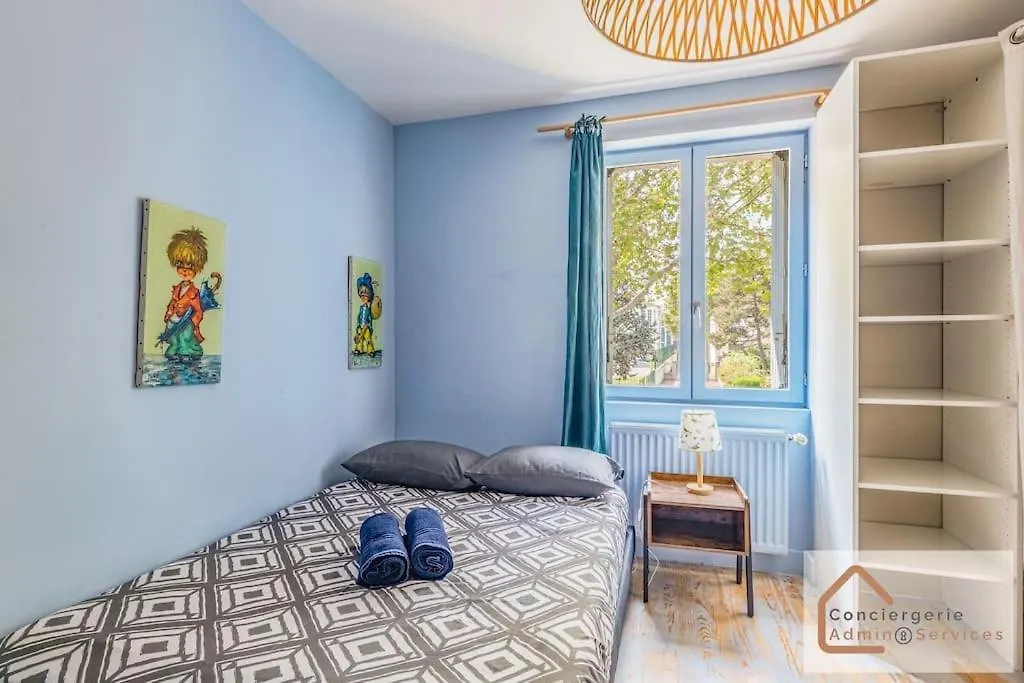 Maison A Lyon Parilly Avec Piscine, Jardin, Parking Prive & Proche Eurexpo Vénissieux